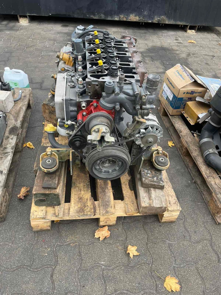 DEUTZ BF4M2012 Serial: 21039937 Fully renovated engine!!! - Engine for Construction machinery: picture 1 DEUTZ BF4M2012 Serial: 21039937 Fully renovated engine!!! - Engine for Construction machinery: picture 1