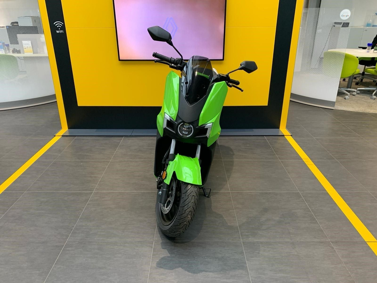 Silence S01 L3e Connected 95km/h (5,6 kWh) ELEKTROROLLER - Motorcycle: picture 3 Silence S01 L3e Connected 95km/h (5,6 kWh) ELEKTROROLLER - Motorcycle: picture 3