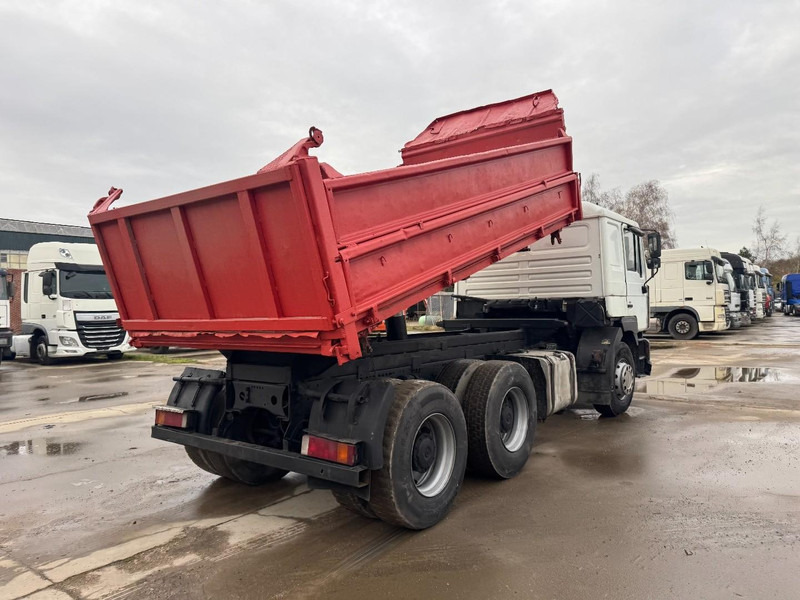 MAN 33.414 (BIG AXLE / STEEL SUSPENSION / 6 CYLINDER / MANUAL GEARBOX) - Tipper: picture 5 MAN 33.414 (BIG AXLE / STEEL SUSPENSION / 6 CYLINDER / MANUAL GEARBOX) - Tipper: picture 5