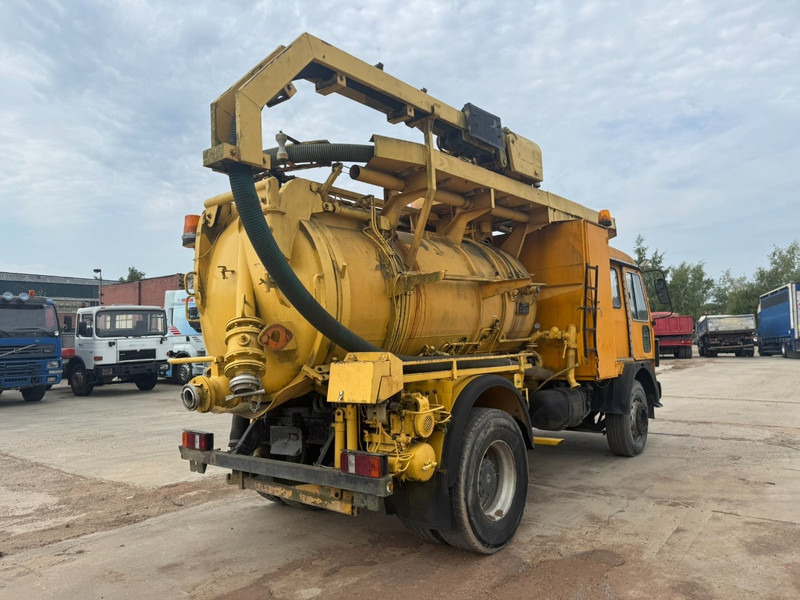 Mercedes-Benz SK 1617 (GRAND PONT / LAMES / 10.000L / 6 CYLINDRE / POMPE MANUELLE) - Vacuum truck: picture 5 Mercedes-Benz SK 1617 (GRAND PONT / LAMES / 10.000L / 6 CYLINDRE / POMPE MANUELLE) - Vacuum truck: picture 5