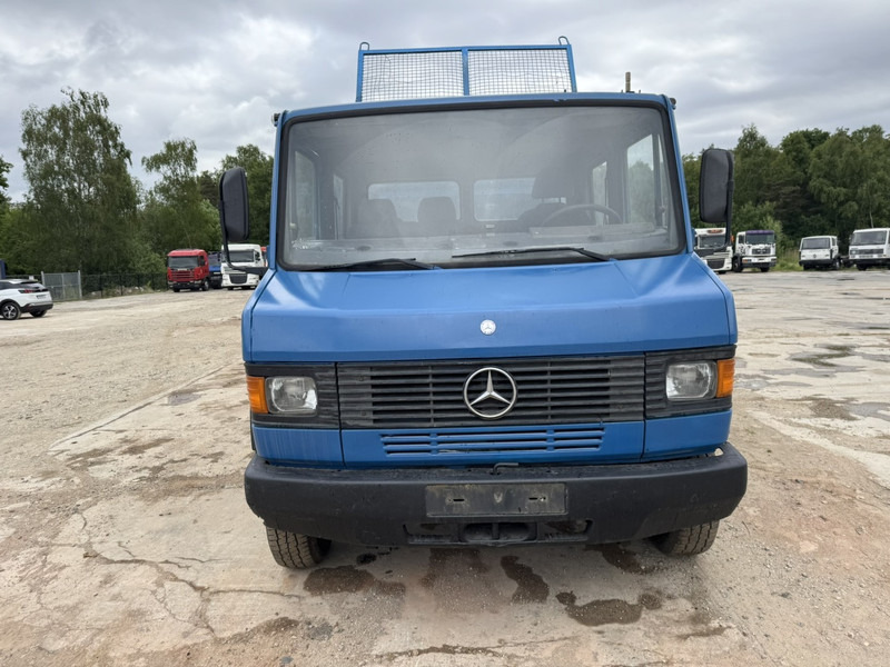 Mercedes-Benz Vario 814 D (FULL STEEL SUSPENSION / MANUAL PUMP / PERFECT) - Tipper: picture 2 Mercedes-Benz Vario 814 D (FULL STEEL SUSPENSION / MANUAL PUMP / PERFECT) - Tipper: picture 2