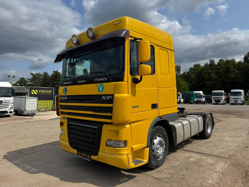 DAF 105 XF 460 Space Cab (BOITE MANUELLE / MANUAL GEARBOX) - Tractor unit: picture 1 DAF 105 XF 460 Space Cab (BOITE MANUELLE / MANUAL GEARBOX) - Tractor unit: picture 1
