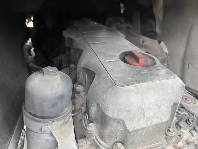 Tractor unit DAF 105 XF 460 Space Cab (MANUAL GEARBOX / BOITE MANUELLE / PERFECT): picture 15
