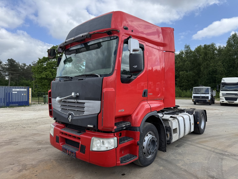 Renault Premium 440 DXI (MANUAL GEARBOX / BOITE MANUELLE) - Tractor unit: picture 1 Renault Premium 440 DXI (MANUAL GEARBOX / BOITE MANUELLE) - Tractor unit: picture 1