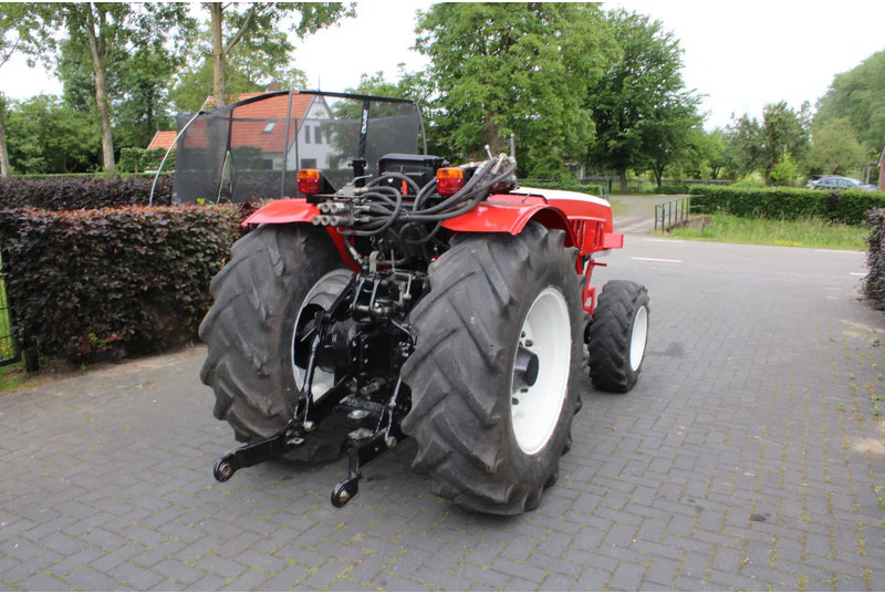 Steyr 8075 AS - Farm tractor: picture 5 Steyr 8075 AS - Farm tractor: picture 5