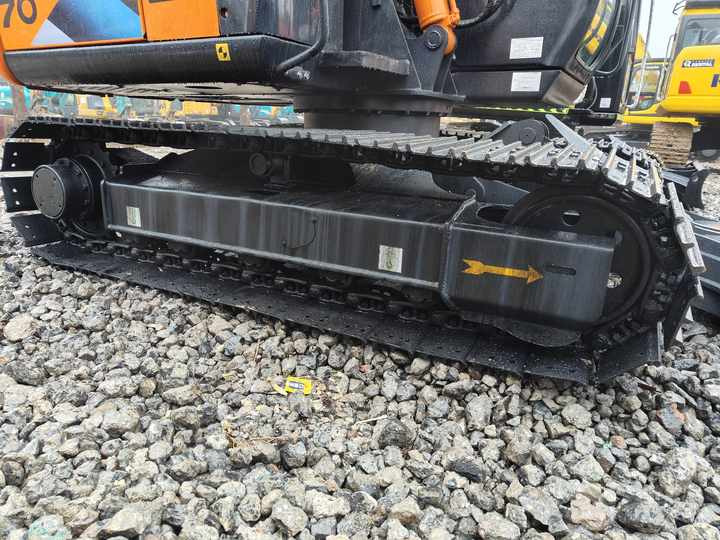 Excavator 90% New HITACHI ZX70 Used Excavator Mining Construction Excavators, Strong Power, Low Price, and Very Good Quality: picture 6