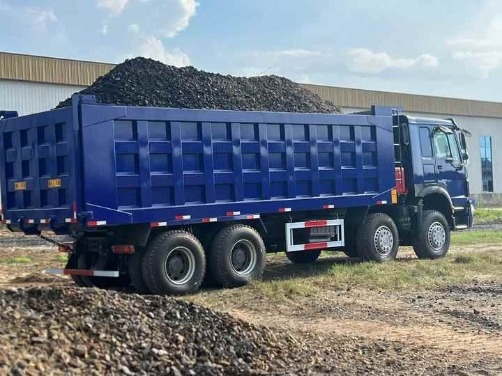 Chinese Brand SINOTRUK HOWO 371hp Dive by 8*4 12 Wheels Dump Truck for Sale Excellent Condition Howo Brand Dump Truck 6*4 8*4 - Tipper: picture 5 Chinese Brand SINOTRUK HOWO 371hp Dive by 8*4 12 Wheels Dump Truck for Sale Excellent Condition Howo Brand Dump Truck 6*4 8*4 - Tipper: picture 5