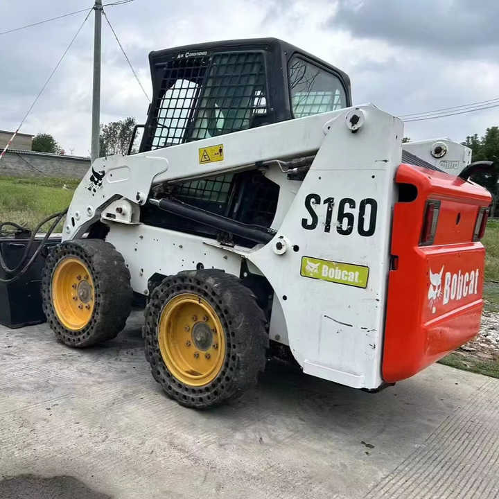 USED BOBCAT S160 Skid-steer Loader with Very Good Performance Is for Sale at a Low Price. - Skid steer loader: picture 1 USED BOBCAT S160 Skid-steer Loader with Very Good Performance Is for Sale at a Low Price. - Skid steer loader: picture 1