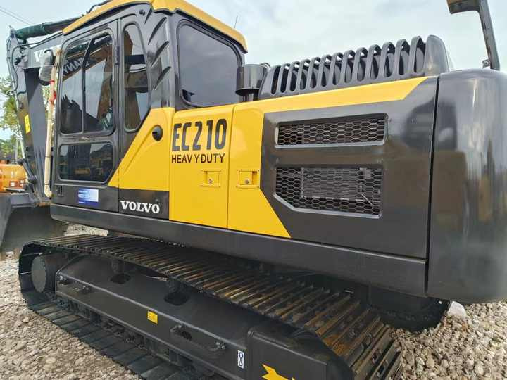 USED KOREA BRAND VOLVO EC210 EXCAVATOR for SALE - Crawler excavator: picture 2 USED KOREA BRAND VOLVO EC210 EXCAVATOR for SALE - Crawler excavator: picture 2