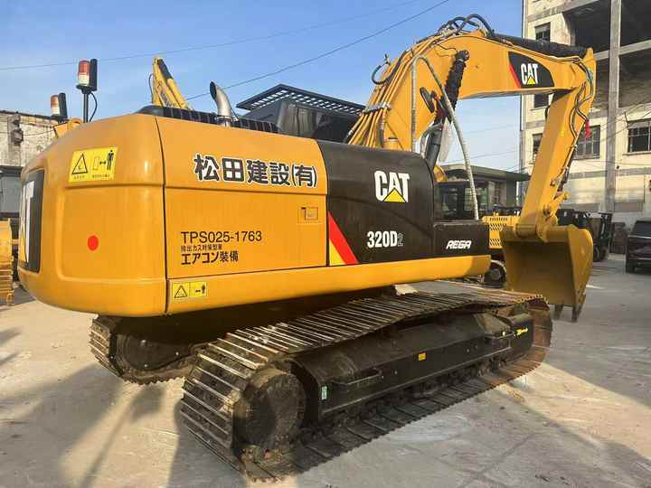 Used Caterpillar 320D Crawler Excavator in High Quality Waiting for Sale - Excavator: picture 5 Used Caterpillar 320D Crawler Excavator in High Quality Waiting for Sale - Excavator: picture 5