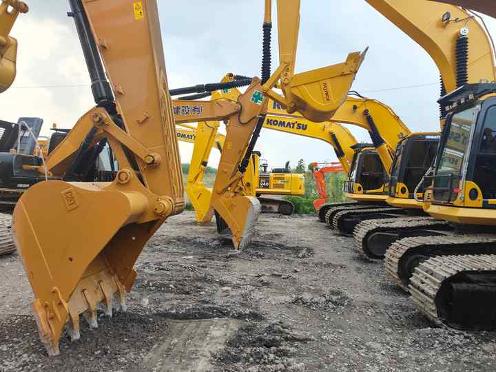 Used Digger CAT 329D2 Construction Machinery Construction Digger Used CAT 329D2 Cheap Excavator - Crawler excavator: picture 3 Used Digger CAT 329D2 Construction Machinery Construction Digger Used CAT 329D2 Cheap Excavator - Crawler excavator: picture 3