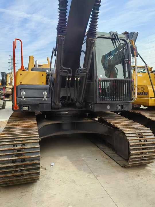 Used VOLVO EC210 Excavators Hydraulic Excavators - Crawler excavator: picture 4 Used VOLVO EC210 Excavators Hydraulic Excavators - Crawler excavator: picture 4