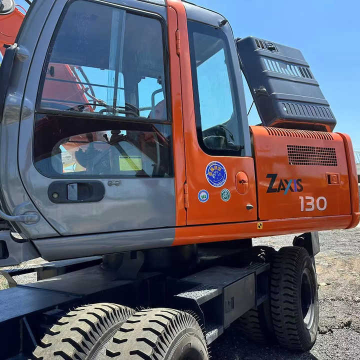 Used Wheel Excavator Hitachi ZX 130W Made in Japan 13ton Hitachi Zx130w Wheel Excavator Price Used Hitachi Zx130 Excavator SALE - Excavator: picture 1 Used Wheel Excavator Hitachi ZX 130W Made in Japan 13ton Hitachi Zx130w Wheel Excavator Price Used Hitachi Zx130 Excavator SALE - Excavator: picture 1
