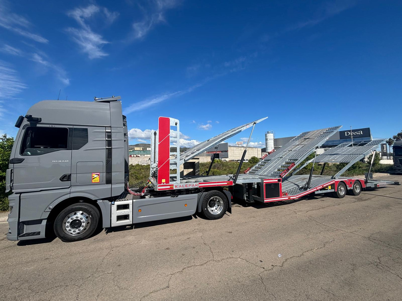 MAN TGX - Autotransporter truck: picture 3 MAN TGX - Autotransporter truck: picture 3