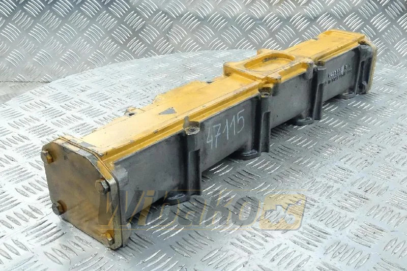 Deutz 04284723 - Intake manifold for Construction machinery: picture 1 Deutz 04284723 - Intake manifold for Construction machinery: picture 1