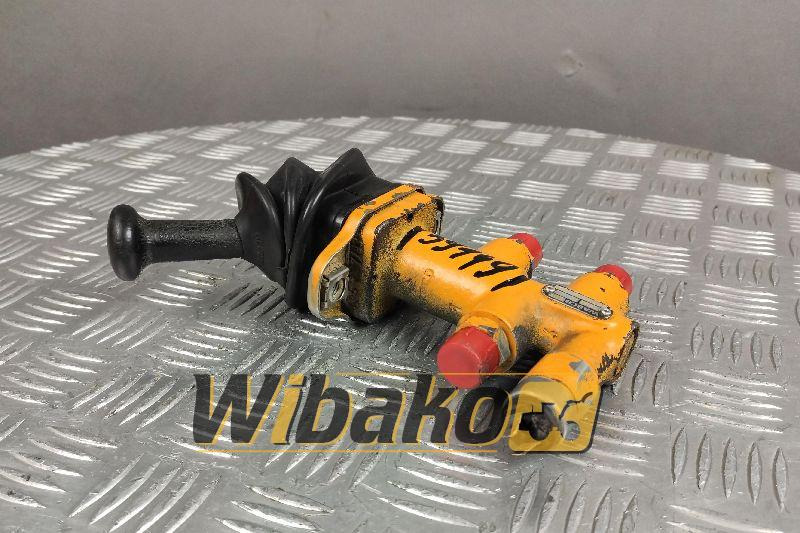 Joystick Wabco 4674100120 - Cab and interior for Construction machinery: picture 1 Joystick Wabco 4674100120 - Cab and interior for Construction machinery: picture 1