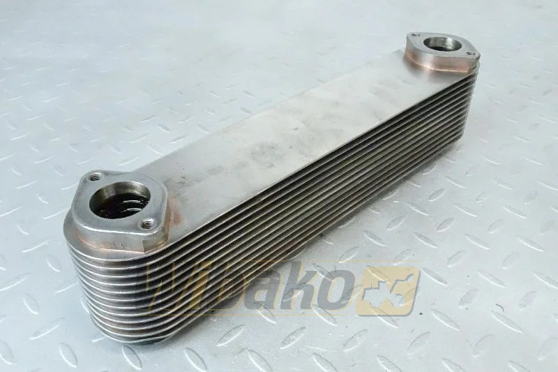 Liebherr 10325002 - Oil cooler for Construction machinery: picture 1 Liebherr 10325002 - Oil cooler for Construction machinery: picture 1
