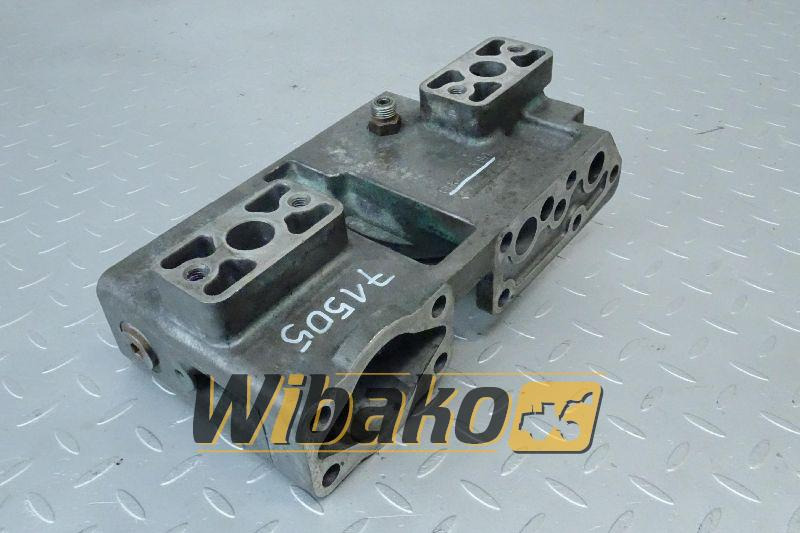 Oil filter bracket for engine Cummins M11 3335512 - Oil filter for Construction machinery: picture 1 Oil filter bracket for engine Cummins M11 3335512 - Oil filter for Construction machinery: picture 1