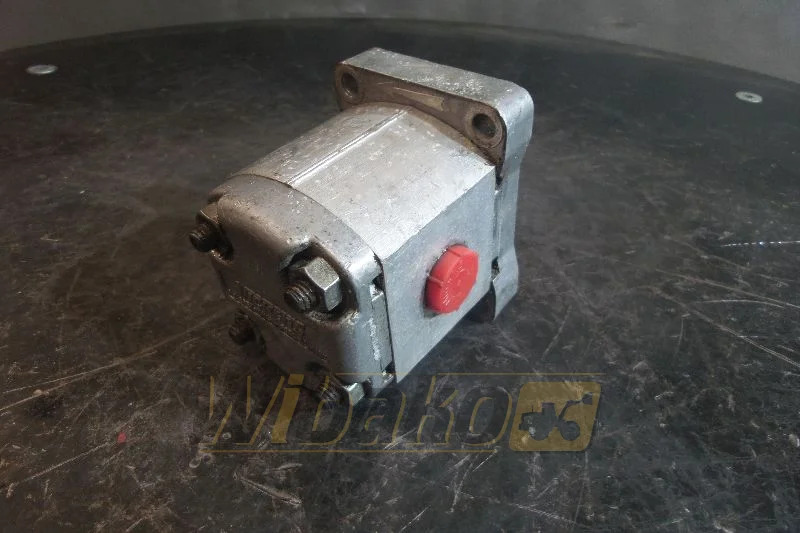 Vickers G2/47/F9R/10R 718258 - Hydraulic pump for Construction machinery: picture 1 Vickers G2/47/F9R/10R 718258 - Hydraulic pump for Construction machinery: picture 1
