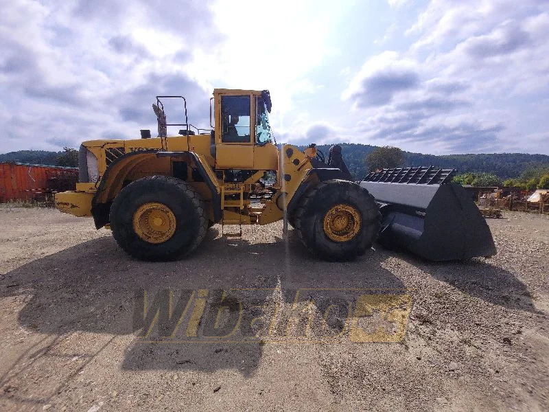 Volvo L220E - Wheel loader: picture 4 Volvo L220E - Wheel loader: picture 4