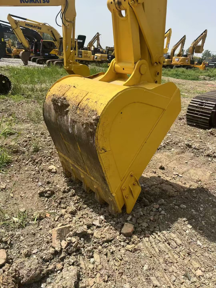 KOMATSU pc200 on lease KOMATSU pc200: picture 19
