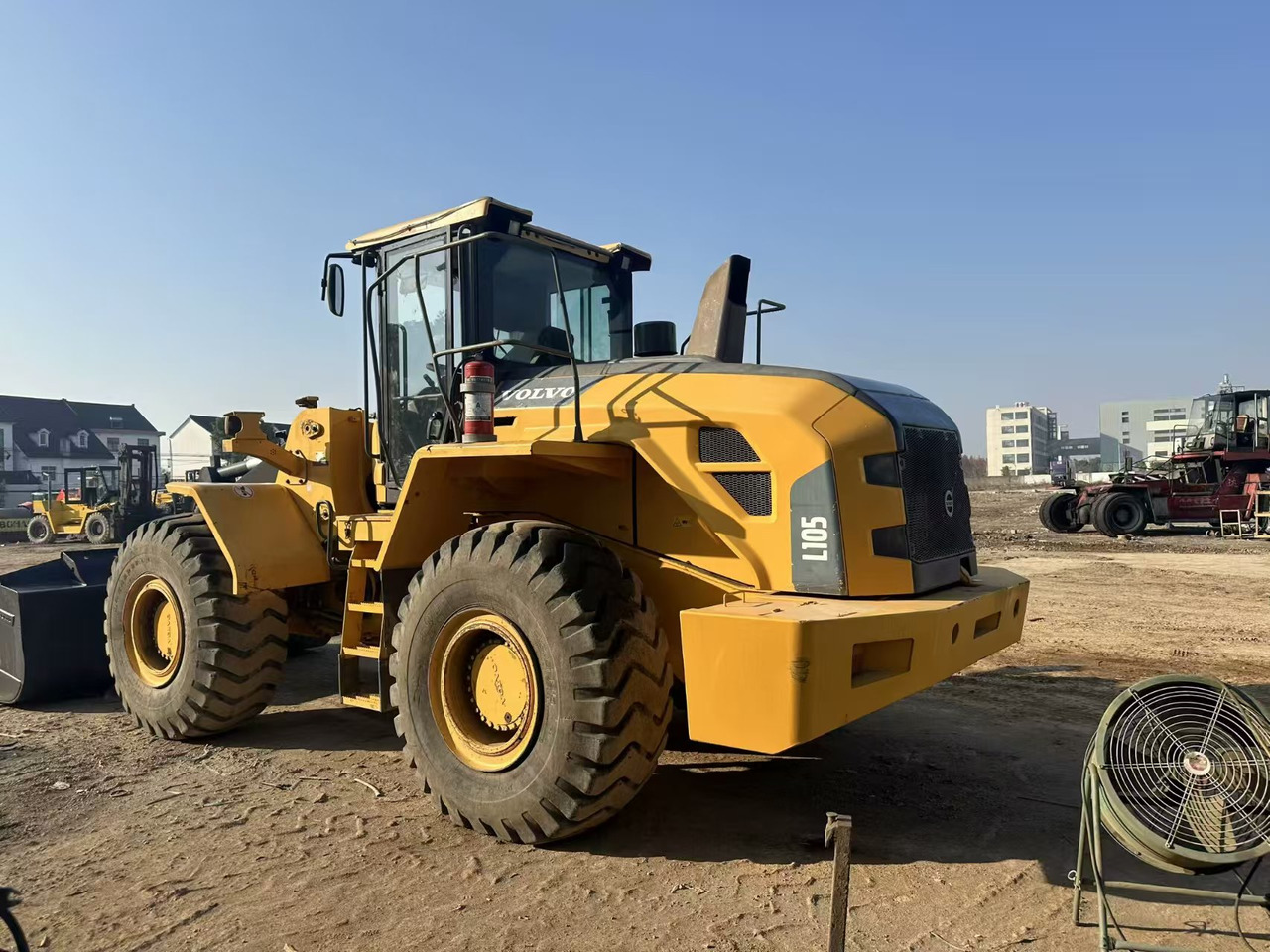 Wheel loader VOLVO 105L: picture 6