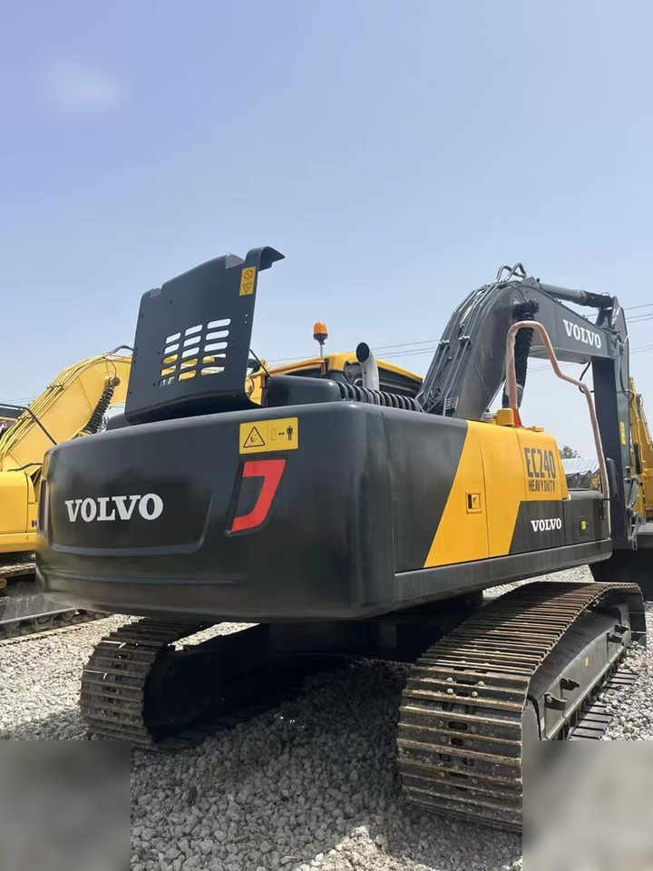 VOLVO EC240 - Crawler excavator: picture 5 VOLVO EC240 - Crawler excavator: picture 5