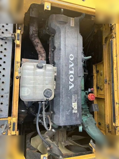 VOLVO EC480D - Crawler excavator: picture 5 VOLVO EC480D - Crawler excavator: picture 5