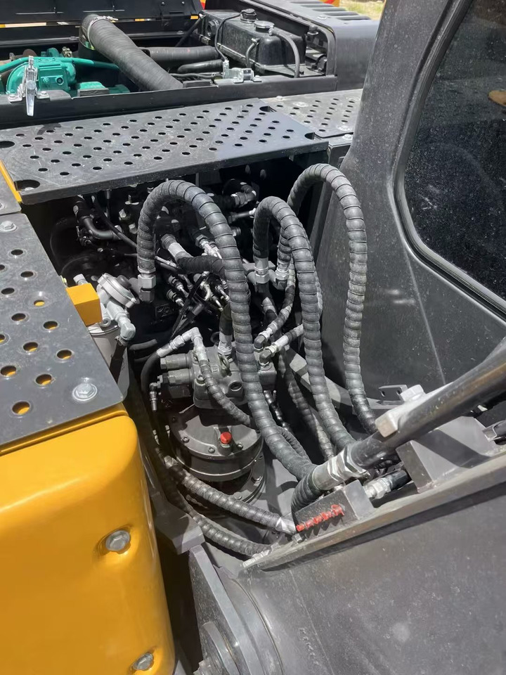 Volvo EC140 - Crawler excavator: picture 4 Volvo EC140 - Crawler excavator: picture 4