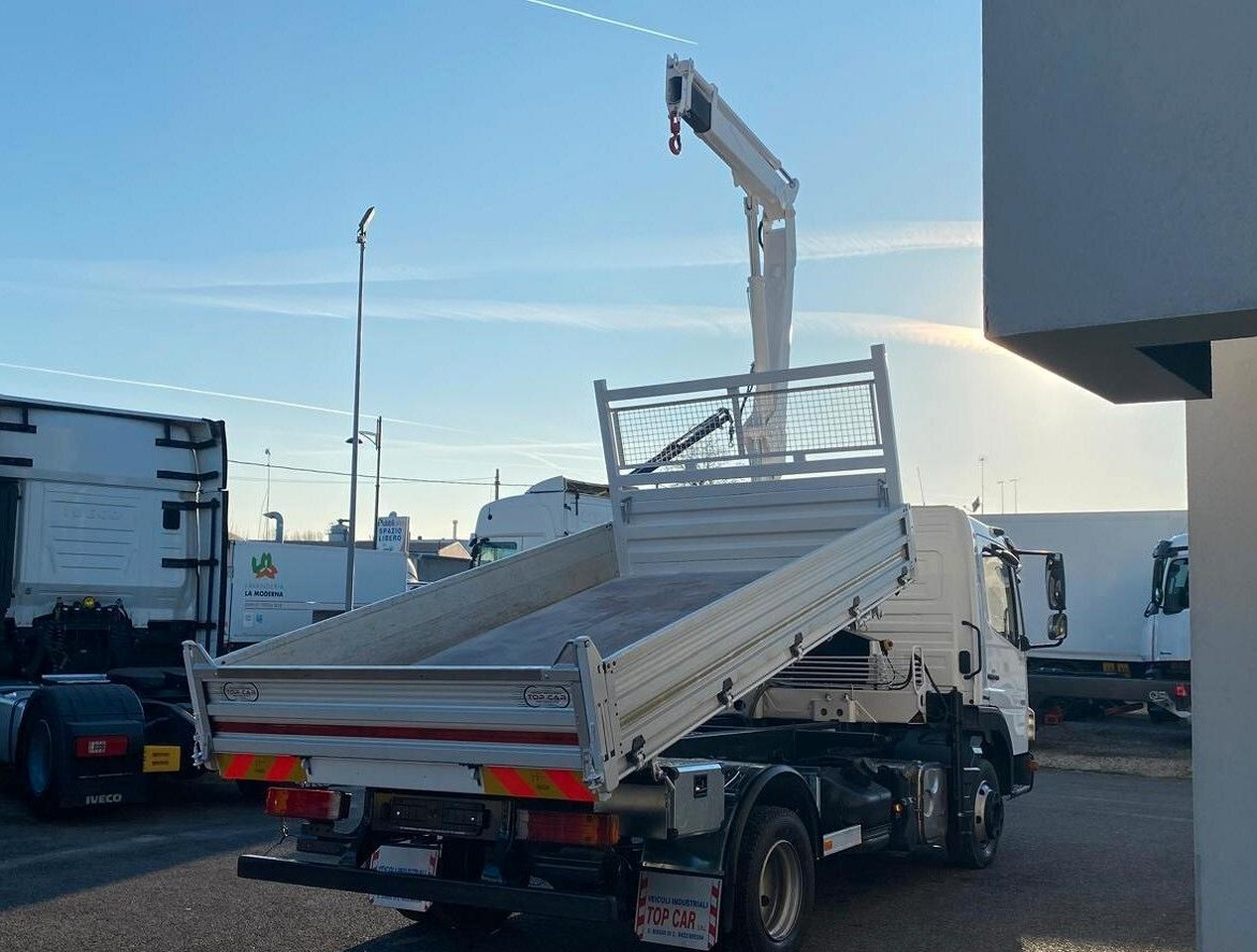 MERCEDES 816 ATEGO CASSONE RIBALTABILE E GRU - Tipper, Crane truck: picture 5 MERCEDES 816 ATEGO CASSONE RIBALTABILE E GRU - Tipper, Crane truck: picture 5