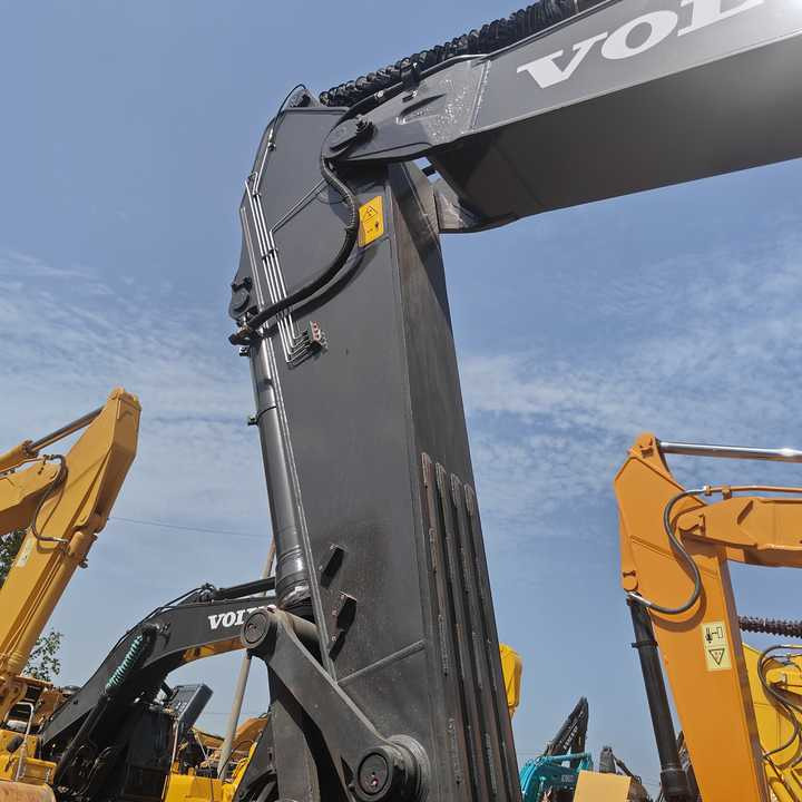 Affordable Volvoec290 Used Excavator | Complete Customs Docs & Invoice Included - Crawler excavator: picture 4 Affordable Volvoec290 Used Excavator | Complete Customs Docs & Invoice Included - Crawler excavator: picture 4