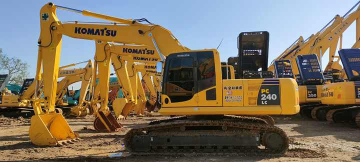Japan Made Komatsupc240 Excavator , 60ton 70ton 80ton 90ton Digger , Original komatsu Excavator Machinery - Crawler excavator: picture 4 Japan Made Komatsupc240 Excavator , 60ton 70ton 80ton 90ton Digger , Original komatsu Excavator Machinery - Crawler excavator: picture 4