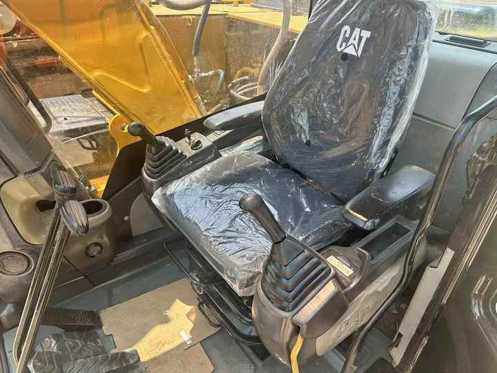 Crawler excavator Second-hand Cat 312D2  used cat 312d crawler excavator is for sale with good quality and low price [ Copy ]: picture 6