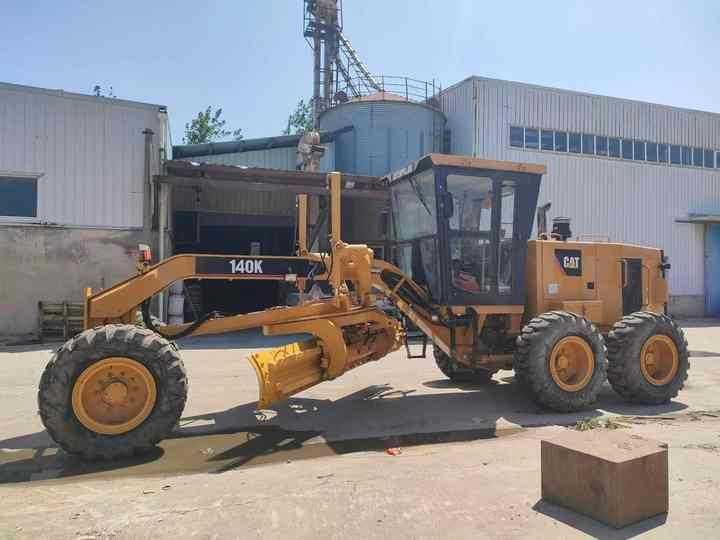 Used Caterpillar CAT 140k Land Road Motor Grader CAT140k Used Grader Cheap Price for Sale - Grader: picture 2 Used Caterpillar CAT 140k Land Road Motor Grader CAT140k Used Grader Cheap Price for Sale - Grader: picture 2
