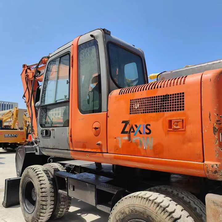 Used Japan Original Brand Hitachi Zx 130w Wheel Excavator Hitachi Zx120 130 200 Excavator for Sale - Wheel excavator: picture 3 Used Japan Original Brand Hitachi Zx 130w Wheel Excavator Hitachi Zx120 130 200 Excavator for Sale - Wheel excavator: picture 3