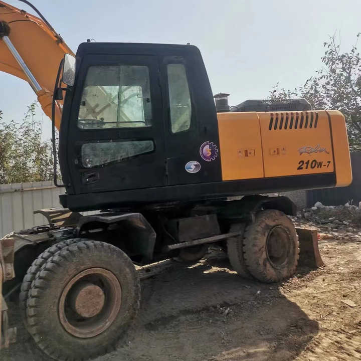 Yellow Color Hyundai210w-7 Used Wheel Excavator Used Hyundai210-7 on Sale with Cheap Price - Wheel excavator: picture 1 Yellow Color Hyundai210w-7 Used Wheel Excavator Used Hyundai210-7 on Sale with Cheap Price - Wheel excavator: picture 1