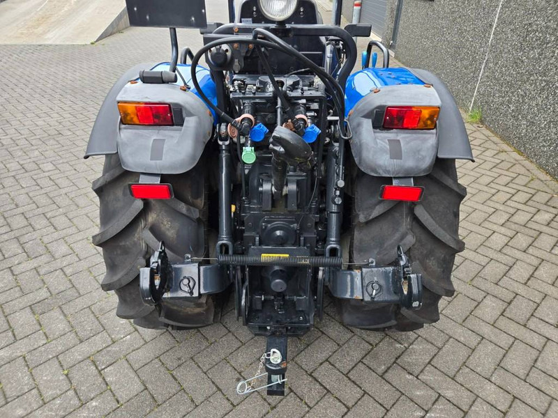 New Holland T 4.75 V - Farm tractor: picture 5 New Holland T 4.75 V - Farm tractor: picture 5