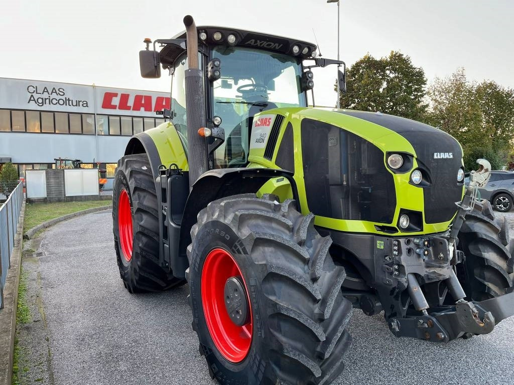 Claas Axion 940 Cmatic - Farm tractor: picture 1 Claas Axion 940 Cmatic - Farm tractor: picture 1