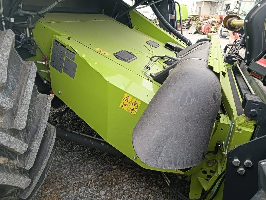 Combine harvester Claas TRION 750: picture 9