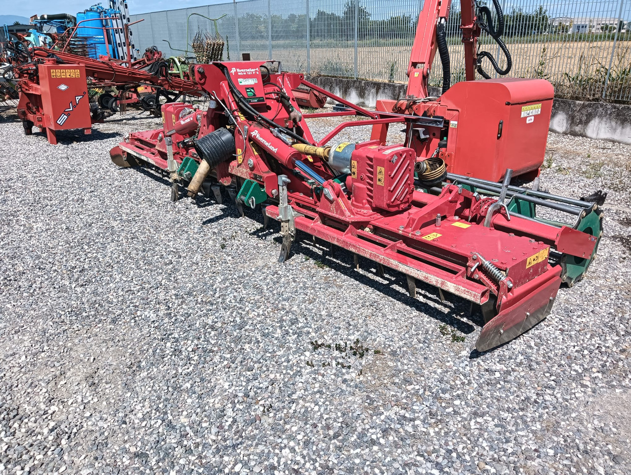 KVERNELAND NG-H 101 F30 - Power harrow: picture 4 KVERNELAND NG-H 101 F30 - Power harrow: picture 4