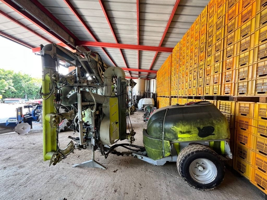 VMA MULTI ROW  - Trailed sprayer: picture 3 VMA MULTI ROW  - Trailed sprayer: picture 3