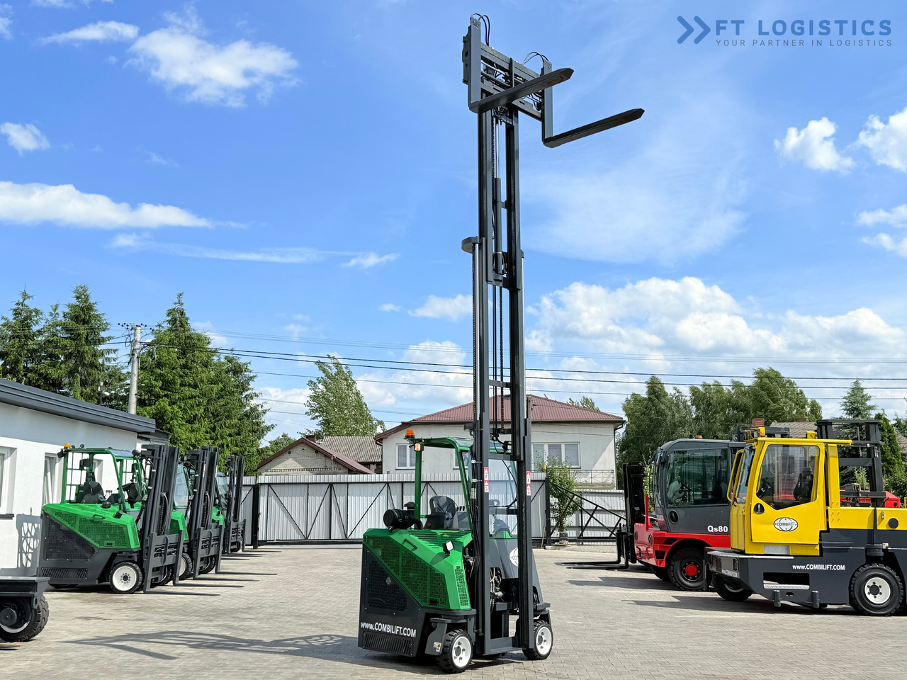 New 4-way reach truck COMBILIFT CB2500 / DIESEL / EXTENDABLE FORKS / TRIPLEX / 5500MM / FREE LIFT / SIDE SHIFT / FORK POSITIONER / LIKE NEW: picture 39
