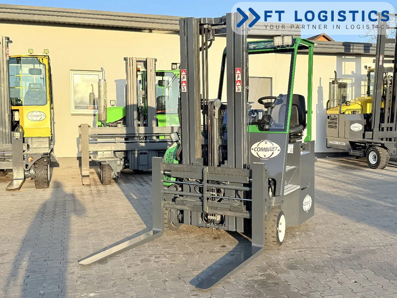 Combilift C2500CB | DIESEL | TRIPLEX 5500MM | FORK POSITIONER | SIDE SHIFT | FREE LIFT | PERFECT CONDITION | A wide range of four-way and - 4-way reach truck: picture 2 Combilift C2500CB | DIESEL | TRIPLEX 5500MM | FORK POSITIONER | SIDE SHIFT | FREE LIFT | PERFECT CONDITION | A wide range of four-way and - 4-way reach truck: picture 2