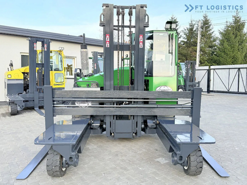 Combilift C4500 / DIESEL / DUPLEX 4000MM / WIDE FORK POSITIONER / HEATING / FULL CABIN / EXCELLENT CONDITION / A wide range of four-way an - 4-way reach truck: picture 5 Combilift C4500 / DIESEL / DUPLEX 4000MM / WIDE FORK POSITIONER / HEATING / FULL CABIN / EXCELLENT CONDITION / A wide range of four-way an - 4-way reach truck: picture 5