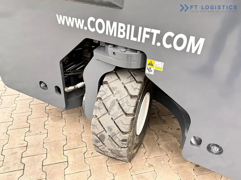 4-way reach truck Combilift C4500 / DUPLEX / 4050MM / DIESEL / WIDE POSITIONER / FREE LIFT C4500 / DUPLEX / 4050MM / DIESEL / WIDE POSITIONER / FREE LIFT: picture 11 4-way reach truck Combilift C4500 / DUPLEX / 4050MM / DIESEL / WIDE POSITIONER / FREE LIFT C4500 / DUPLEX / 4050MM / DIESEL / WIDE POSITIONER / FREE LIFT: picture 11