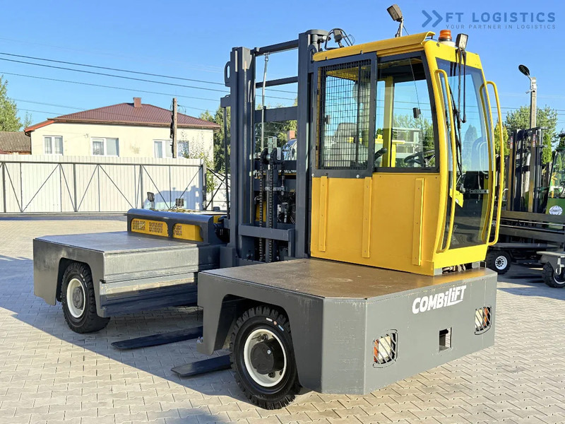 Combilift C5000FSL / DIESEL / DUPLEX - 4000MM / FREE-LIFT / CABIN / A wide range of four-way and side loaders, tailored to diverse needs a - Side loader: picture 4 Combilift C5000FSL / DIESEL / DUPLEX - 4000MM / FREE-LIFT / CABIN / A wide range of four-way and side loaders, tailored to diverse needs a - Side loader: picture 4