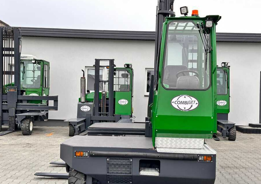 Combilift C5000SL / DIESEL / 4500MM / DUPLEX / CABIN / PLATFORMS / LIKE NEW - 4-way reach truck: picture 5 Combilift C5000SL / DIESEL / 4500MM / DUPLEX / CABIN / PLATFORMS / LIKE NEW - 4-way reach truck: picture 5