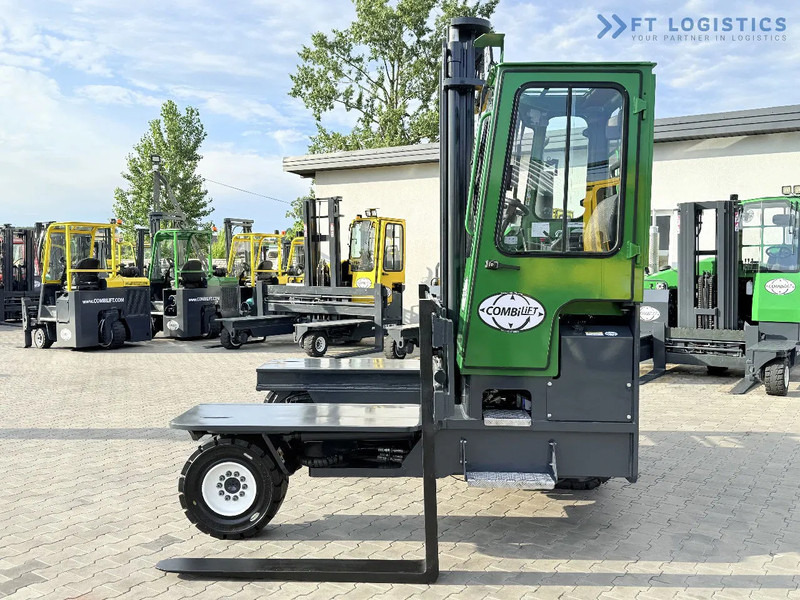 Combilift C5000XL / DIESEL / DUPLEX - 4000MM / WIDE FORK POSITIONER 3350MM / FULL HEATED CABIN / ONLY 6453H / CONDITION - LIKE NEW! C5000X - 4-way reach truck: picture 4 Combilift C5000XL / DIESEL / DUPLEX - 4000MM / WIDE FORK POSITIONER 3350MM / FULL HEATED CABIN / ONLY 6453H / CONDITION - LIKE NEW! C5000X - 4-way reach truck: picture 4