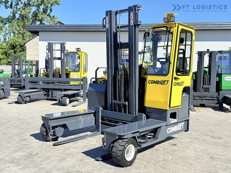 Combilift Combilift FOUR-WAY MULTIDIRECTIONAL FORKLIFT C4000 / DIESEL / DUPLEX 4100MM / ONLY 2888 HOURS / FORK POSITIONER / FULL CABIN – H - 4-way reach truck: picture 3 Combilift Combilift FOUR-WAY MULTIDIRECTIONAL FORKLIFT C4000 / DIESEL / DUPLEX 4100MM / ONLY 2888 HOURS / FORK POSITIONER / FULL CABIN – H - 4-way reach truck: picture 3