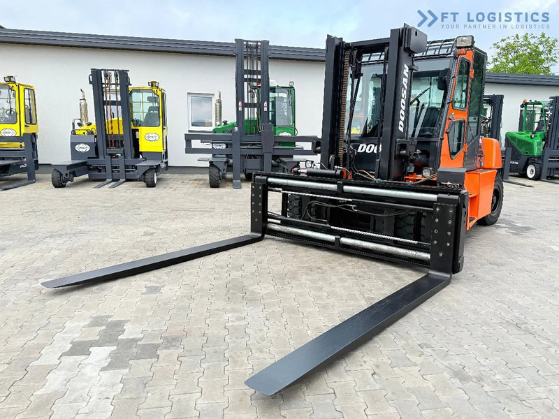 Doosan DOOSAN / DUPLEX 3000MM / SIDE SHIFT / FORK POSITIONER / 2500MM FORKS / 7000KG / CABIN / LIKE NEW DOOSAN / DUPLEX 3000MM / SIDE S - Diesel forklift: picture 3 Doosan DOOSAN / DUPLEX 3000MM / SIDE SHIFT / FORK POSITIONER / 2500MM FORKS / 7000KG / CABIN / LIKE NEW DOOSAN / DUPLEX 3000MM / SIDE S - Diesel forklift: picture 3